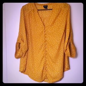 Torrid yellow top